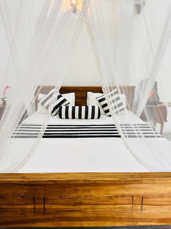 Auberge de jeunesse Chill Vibes Hiriketiya à Dikwella Extérieur photo